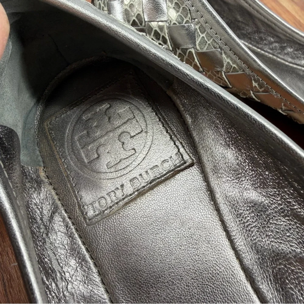 Tory Burch Woven snake Pewter‎ ballet bow Flats metallic